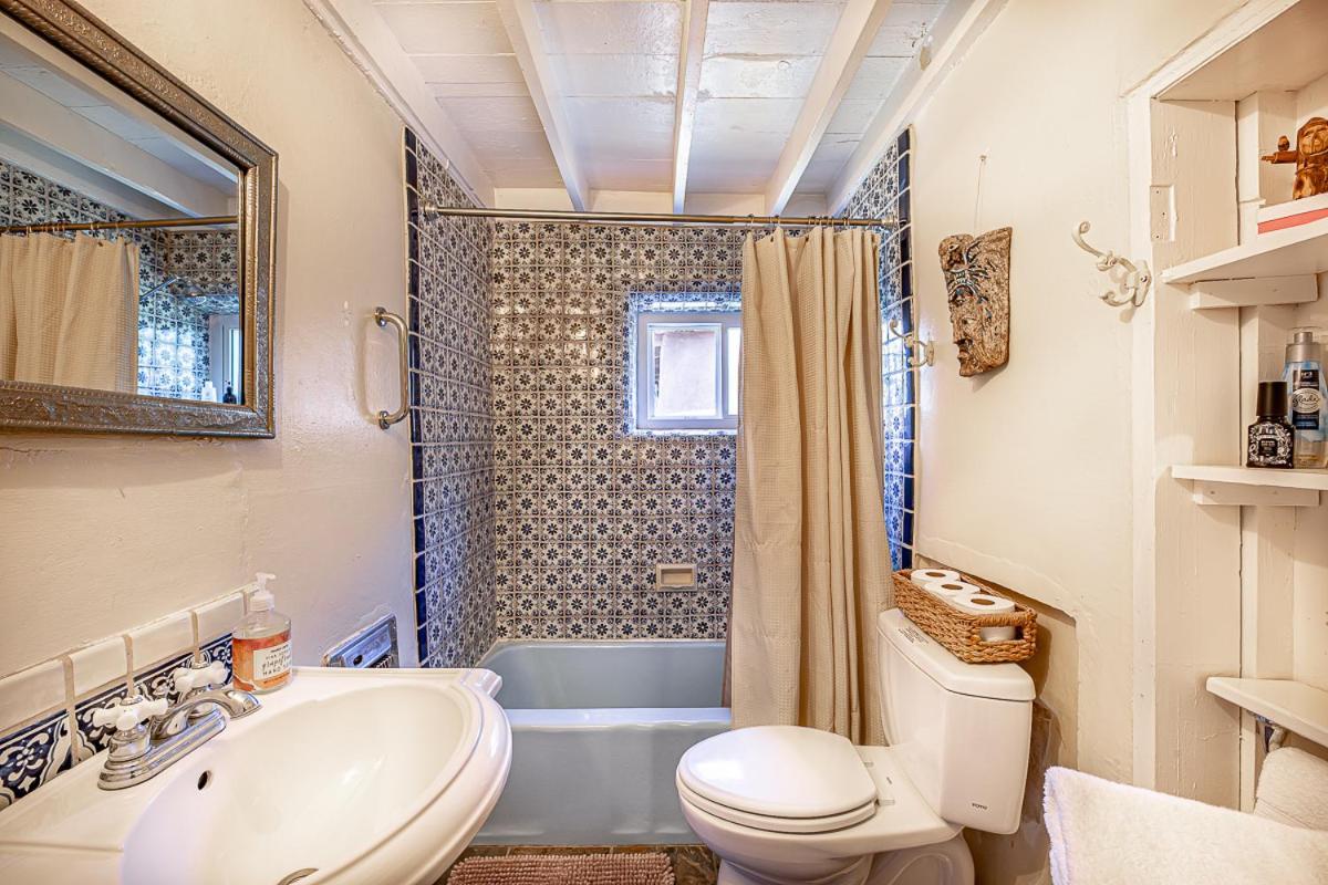 Bed and Breakfast Pet Friendly Pinon Heaven Canada de los Alamos Экстерьер фото